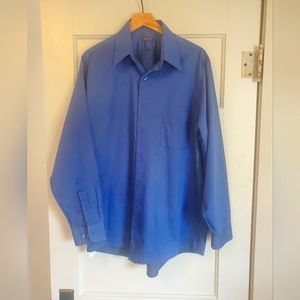 🍇3/$10 Men's dress shirt